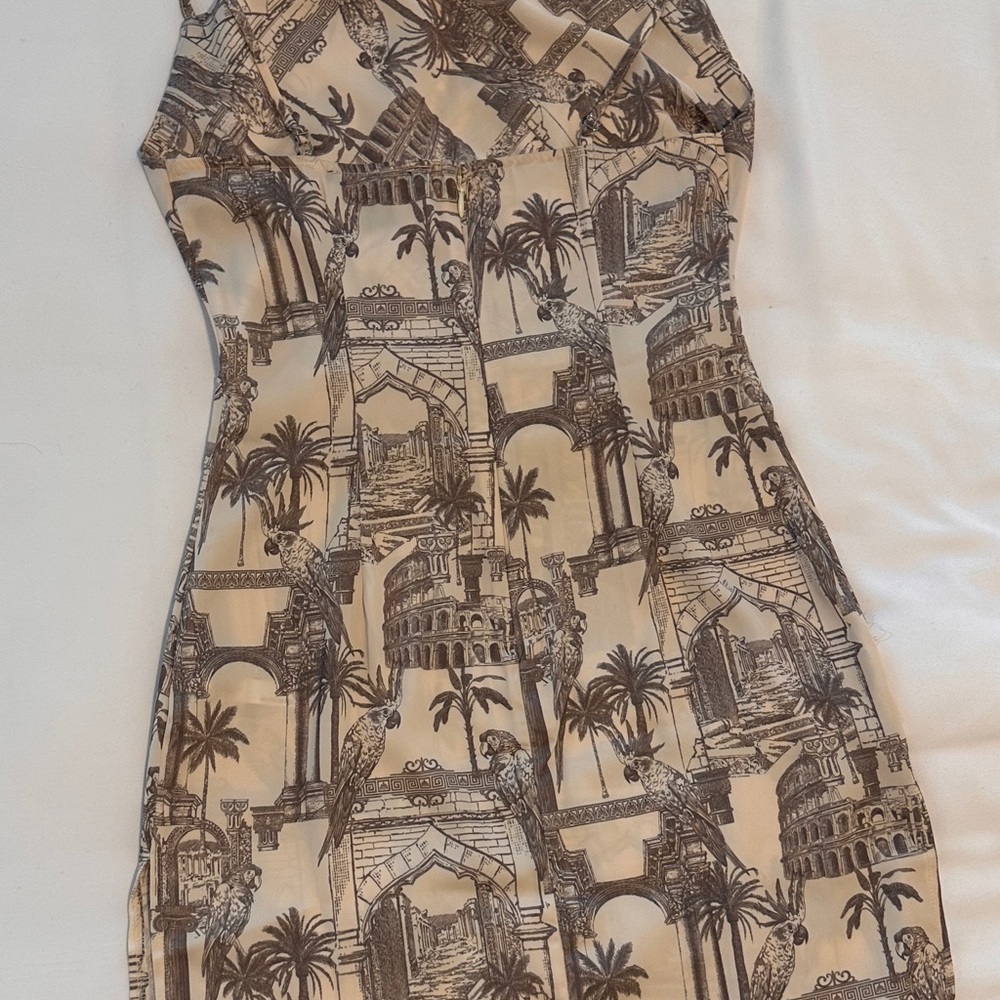 Dress never use, beautiful mini dress